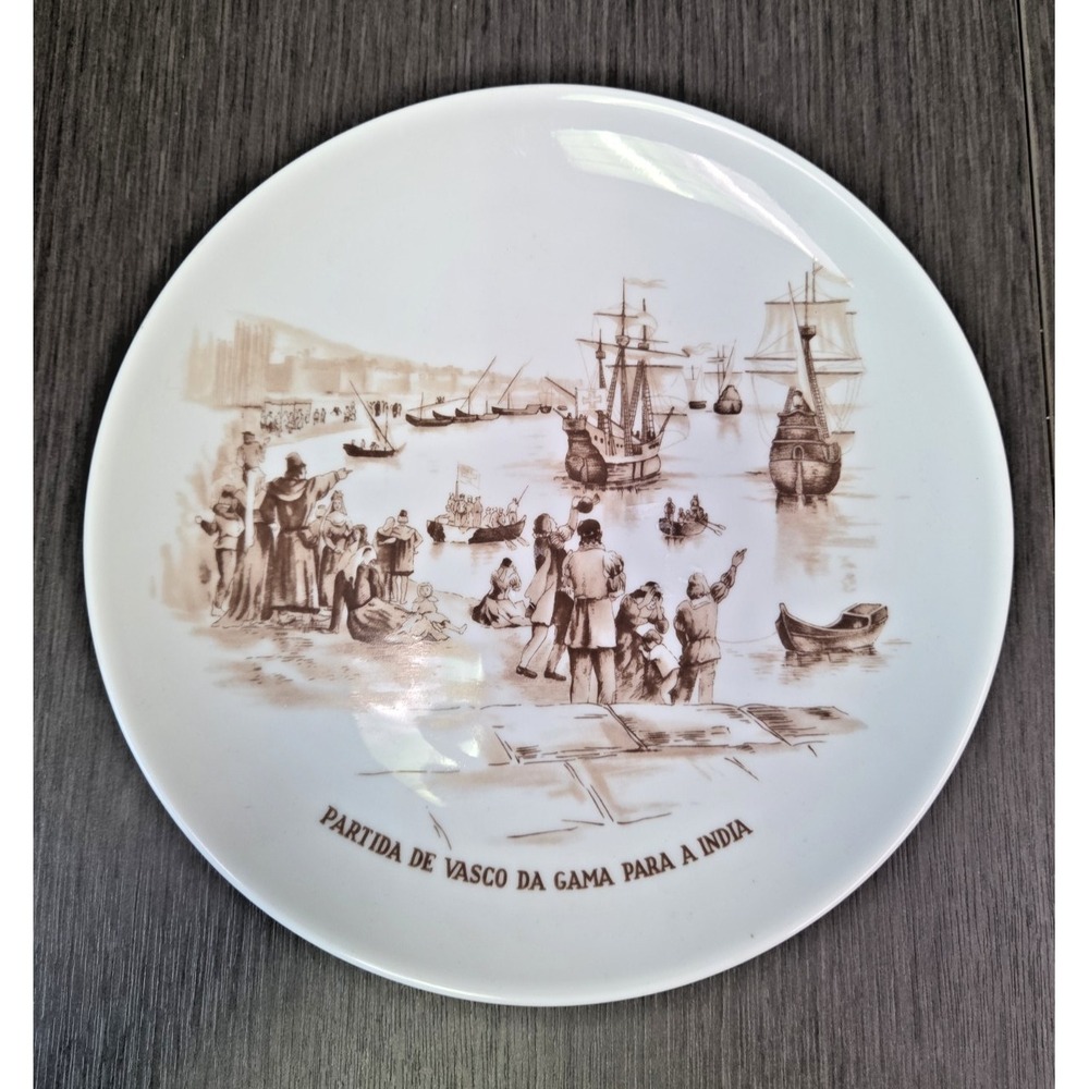 Vista Alegre Porcelain Collectors Plate 1497 Departure of Vasco da Gama to India